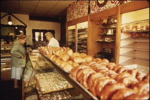 Pophams Bakery photo 3